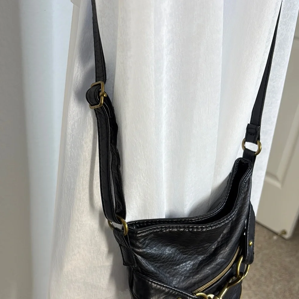 Stone Mountain Accessories Crossbody Bag Black - Picture 3 of 15